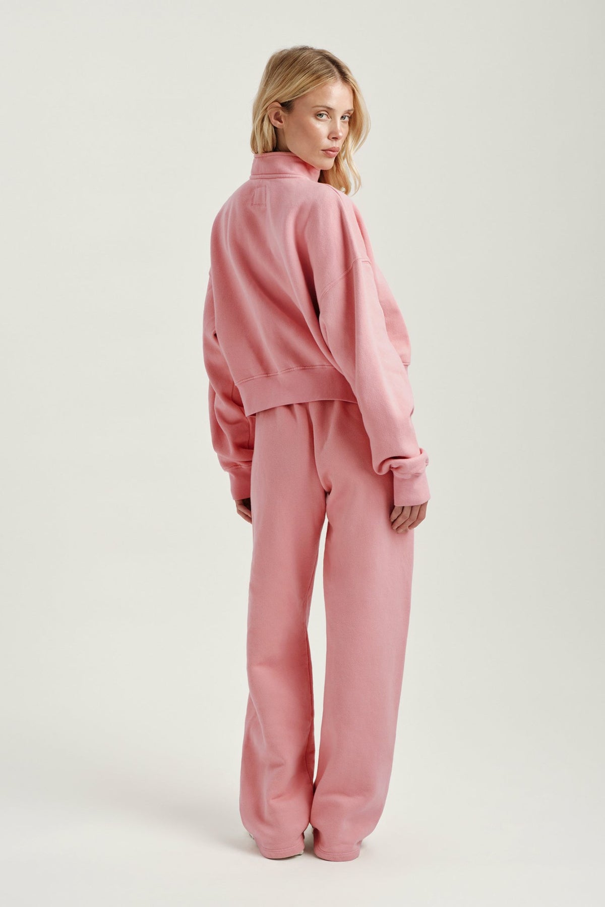 SET ACTIVE MIDWEIGHT SWEATS STAPLE STRAIGHT LEG SWEATPANTS - INVERSE ROSEBUD