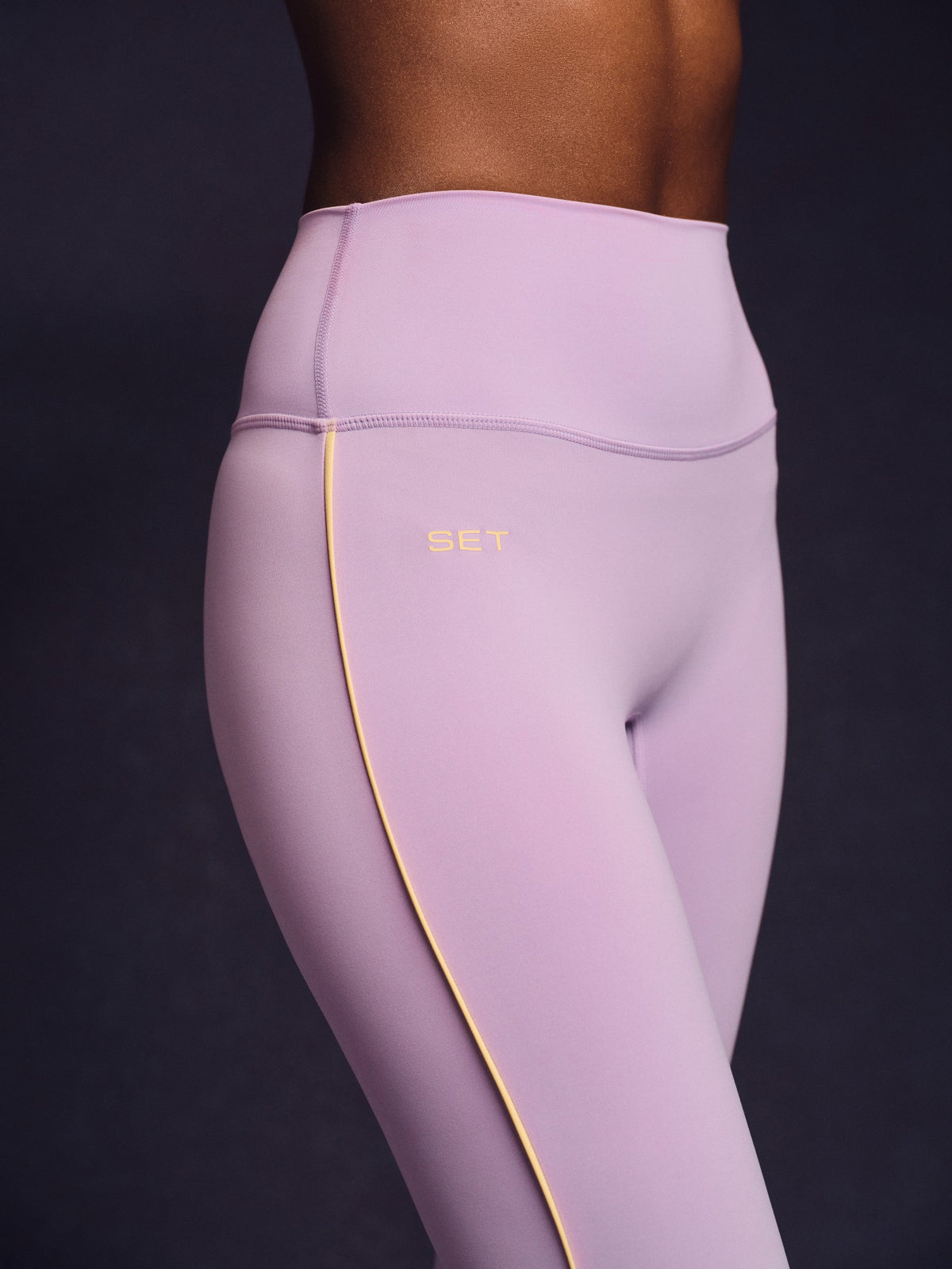 SET ACTIVE LUXFORM® LUX PIPE LEGGINGS - BUTTERCREAM