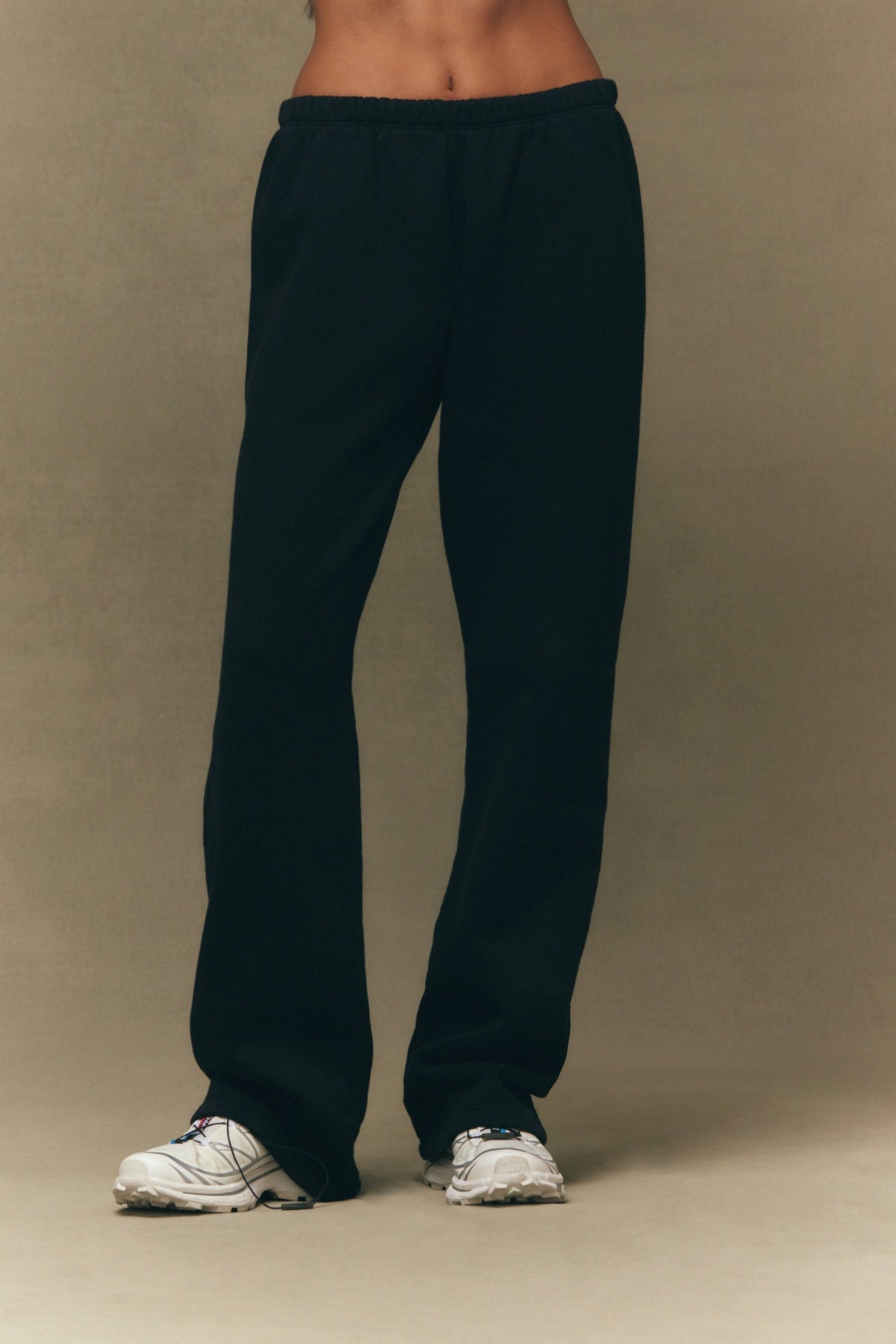 SET ACTIVE MIDWEIGHT SWEATS STAPLE STRAIGHT LEG SWEATPANTS - ONYX