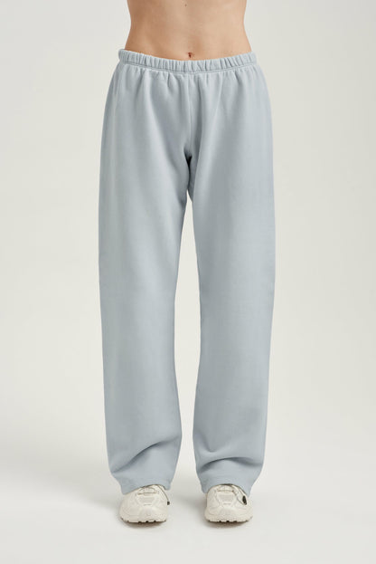 SET ACTIVE MIDWEIGHT SWEATS STAPLE STRAIGHT LEG SWEATPANTS - BLUSH