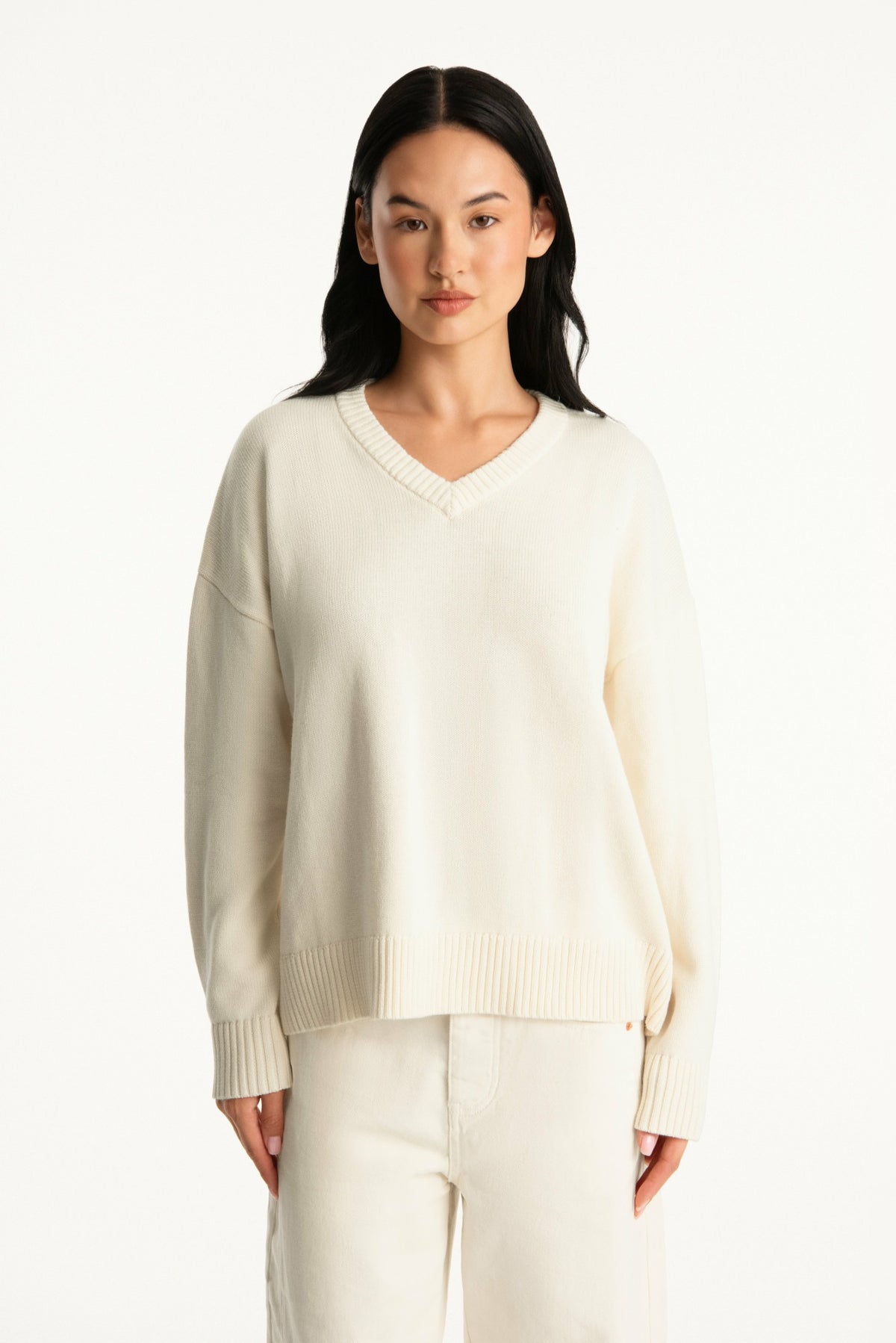 SET ACTIVE SET X PARKE COTTON V-NECK SWEATER - CREAM