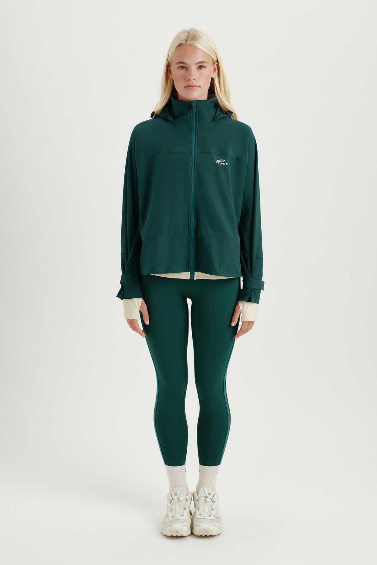 SET ACTIVE NYLON DUET CINCHED WINDBREAKER - PEAK