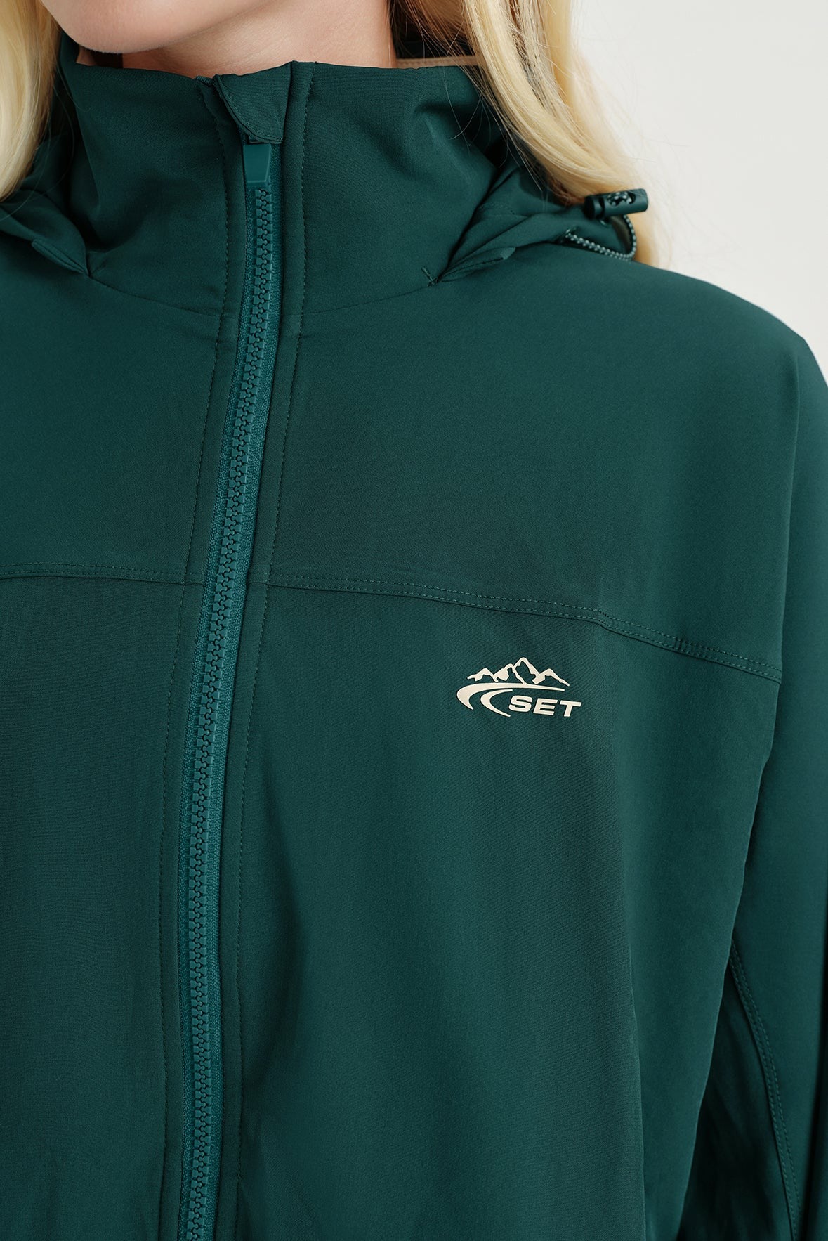SET ACTIVE NYLON DUET CINCHED WINDBREAKER - PEAK