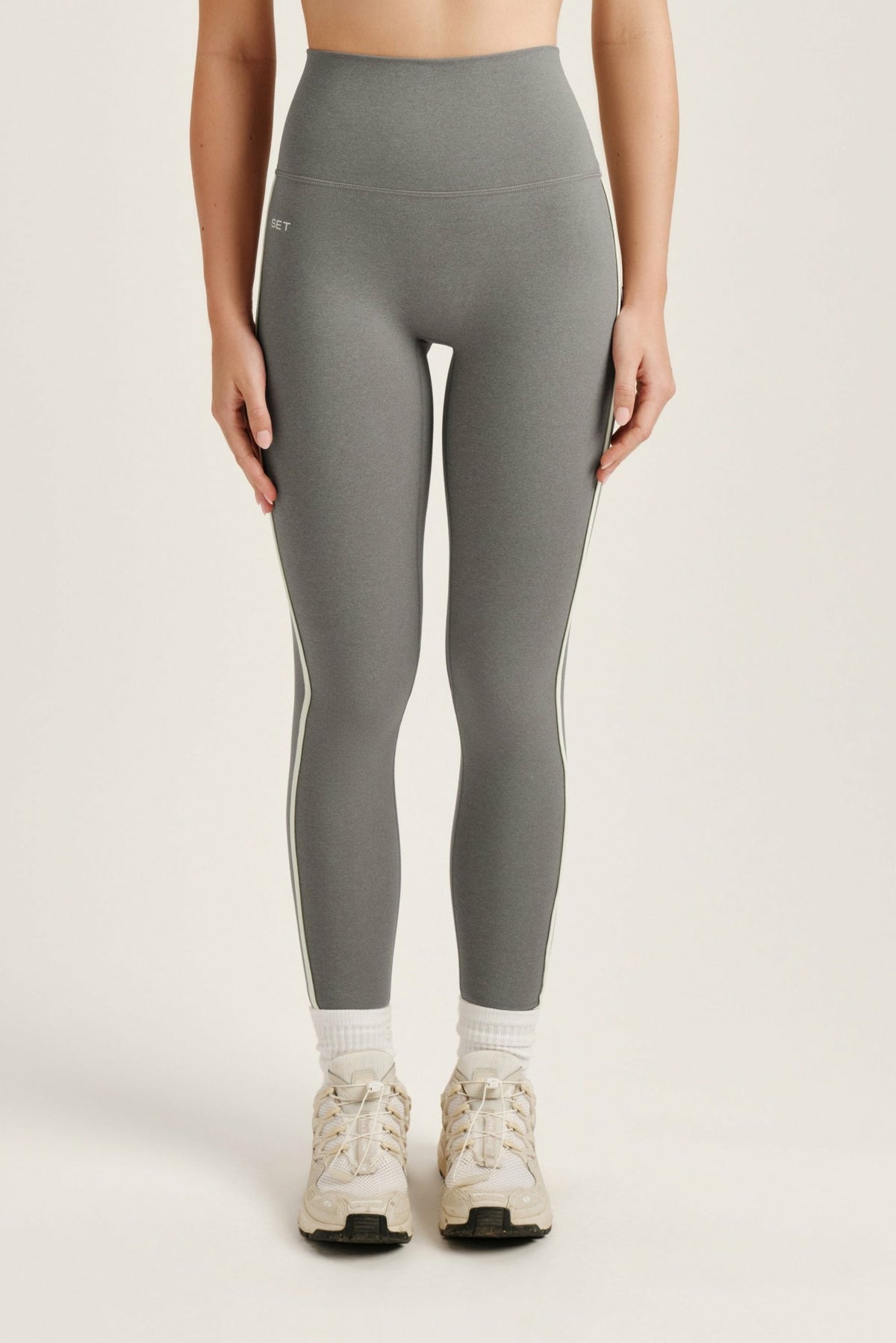 SET ACTIVE SPORTBODY® SPORTY STRIPE LEGGINGS - LO-FI
