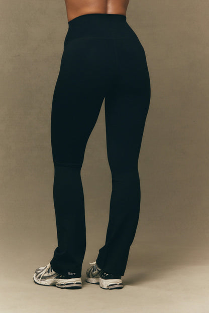 SET ACTIVE SPORTBODY® SPORTY STRAIGHT HIGH-RISE LEGGINGS - ONYX