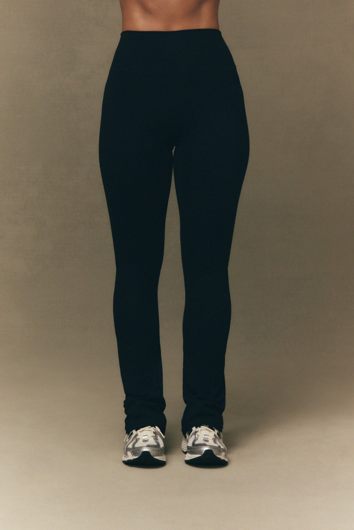 SET ACTIVE FORMCLOUD® CLOUD STRAIGHT HIGH-RISE LEGGINGS - ONYX