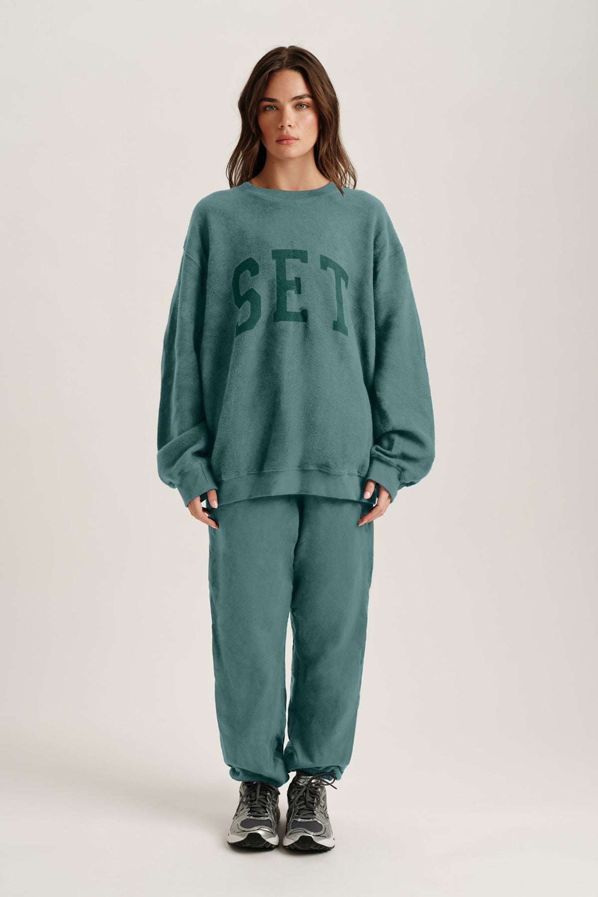 SET ACTIVE MIDWEIGHT SWEATS STAPLE LAYERED SWEATS - SYNC