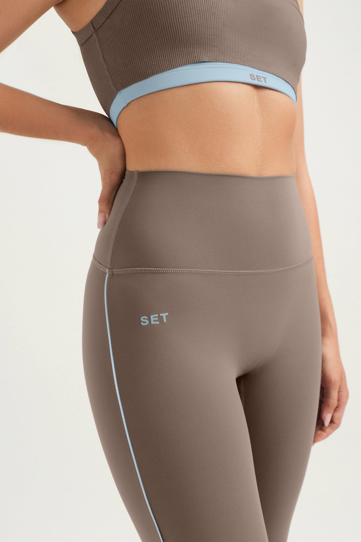 SET ACTIVE SPORTBODY® SPORTY PIPE LEGGINGS - RUSH