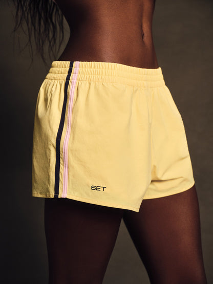 SET ACTIVE NYLON TRACK SHORTS - TAFFY