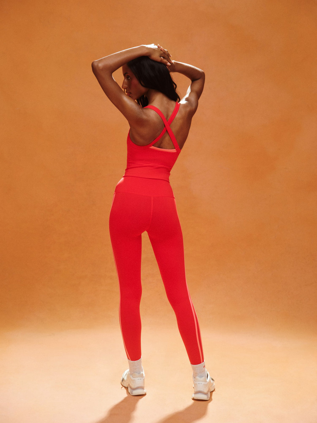 SET ACTIVE LUXFORM® LUX STUDIO TANK - MARASCHINO